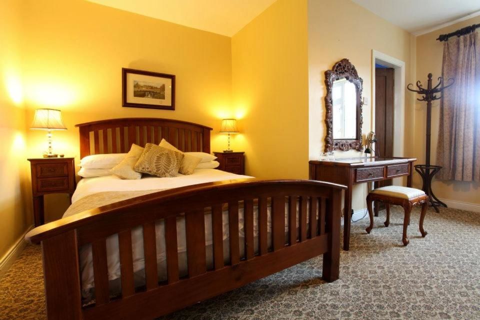 Отели типа «постель и завтрак» Trooperstown Lodge Лара-13